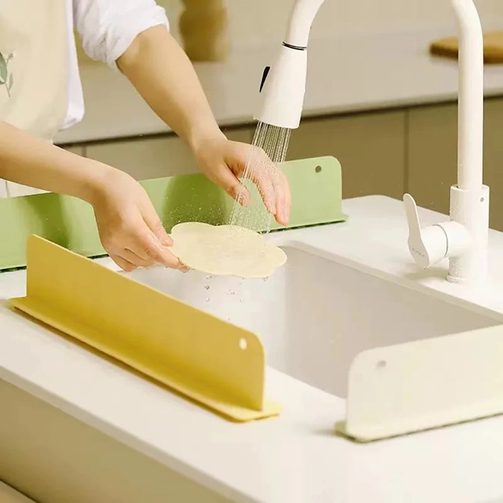 1PC Silicone Sink Baffle Splash Guard